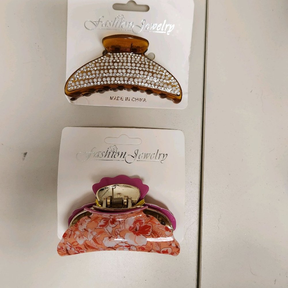 Hair clips
